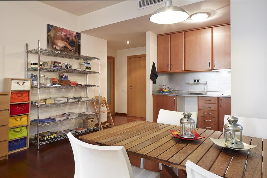 Olles Apartment Барселона Экстерьер фото